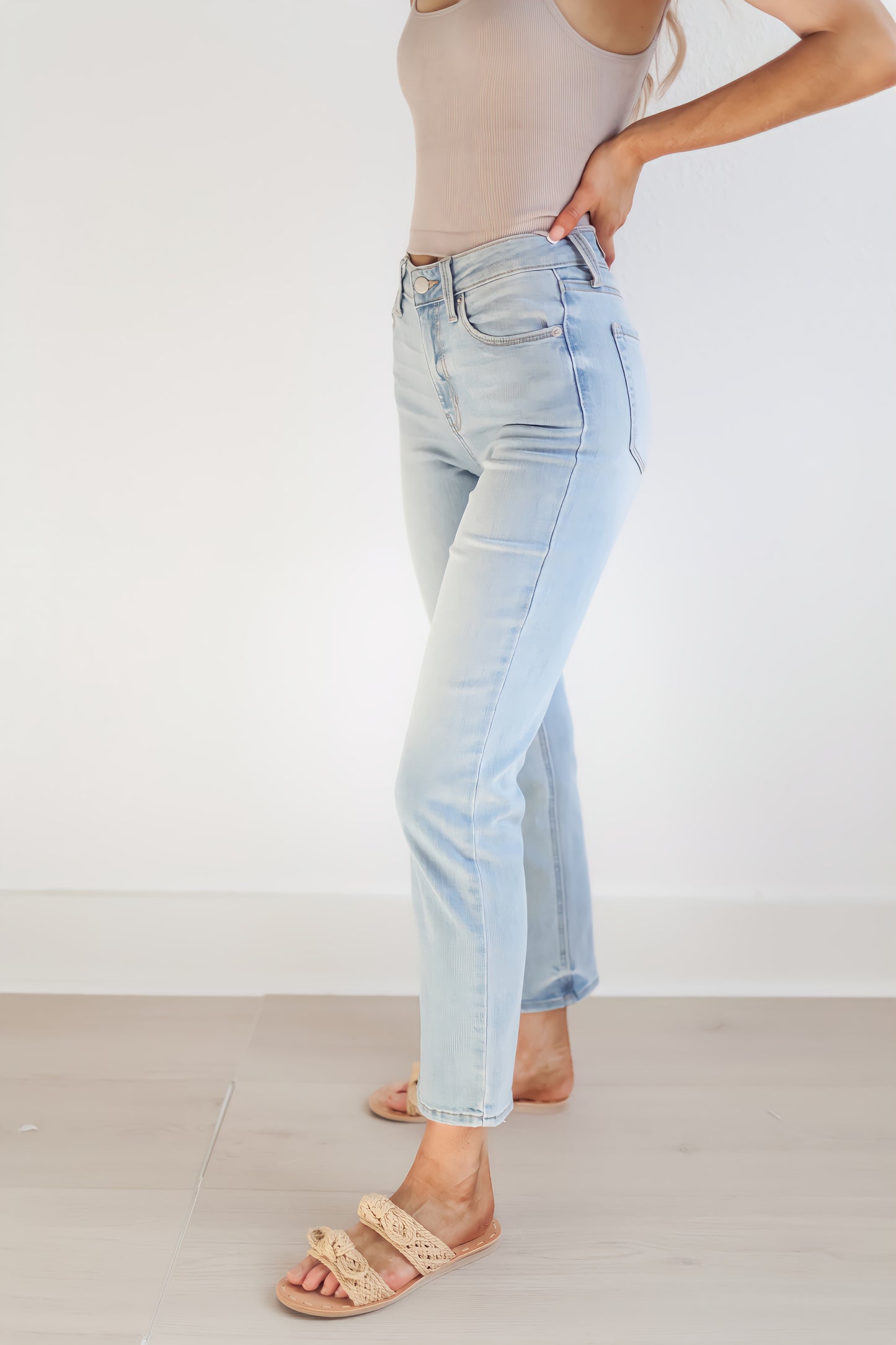 Midweek Straight Denim