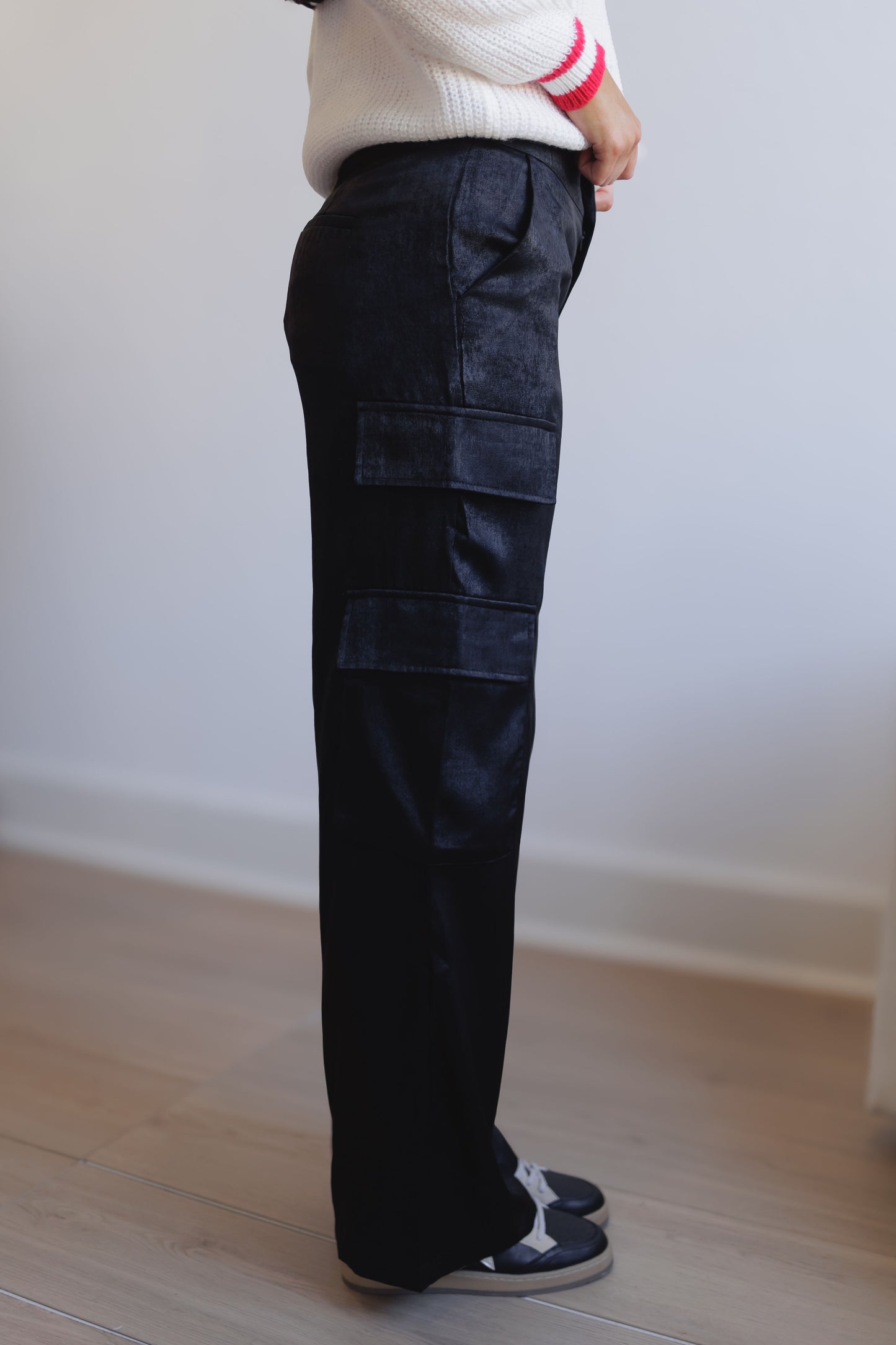 Second To None Cargo Pants-Black