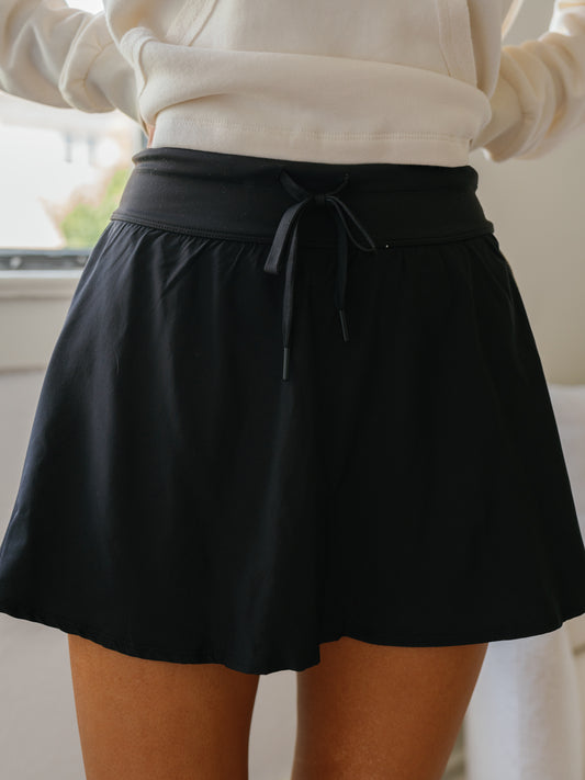 Z SUPPLY: Court Club Skirt-Black